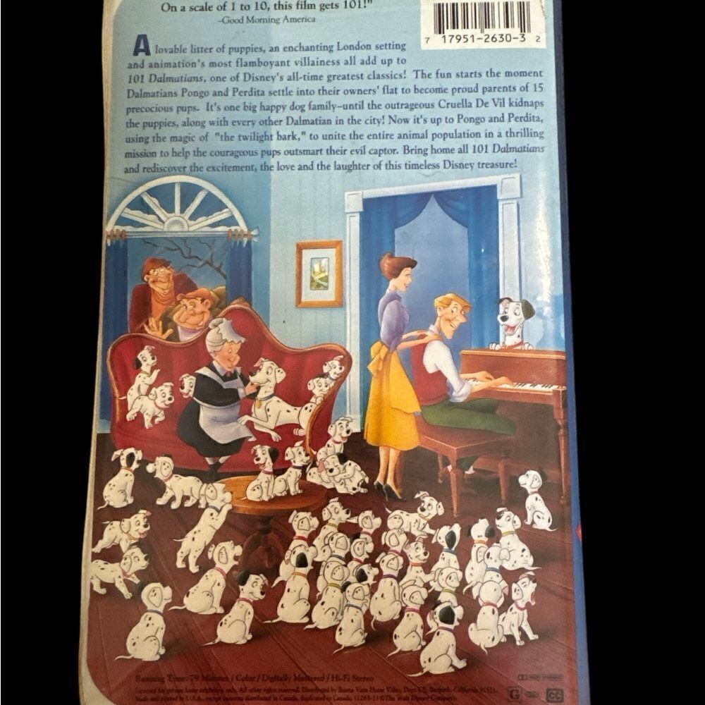 Disney 101 Dalmatians VHS - Picture 2 of 7